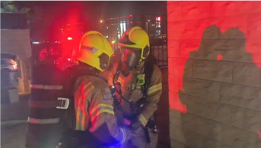 نحف : حريق كبير في محل لبيع الاثاث